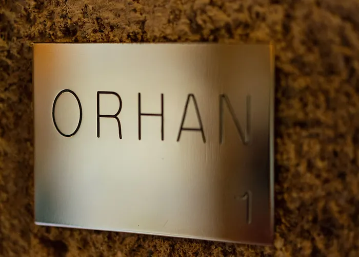 Отель Kokkini Porta Rossa