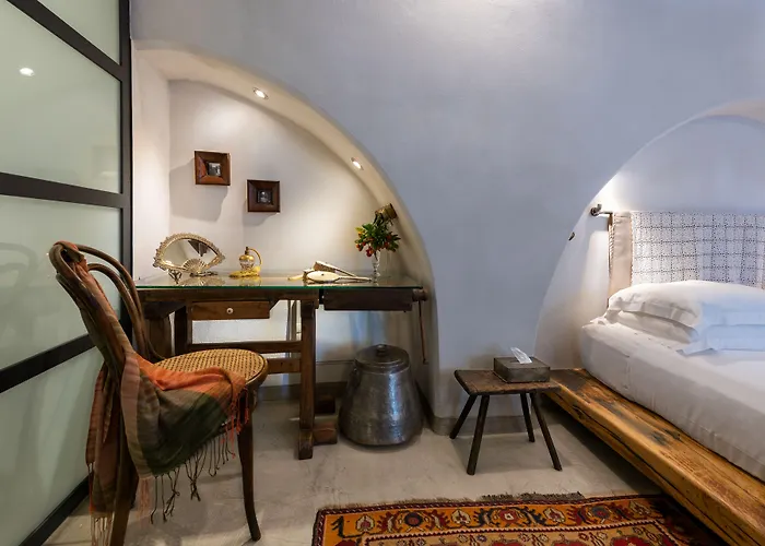 Hotel Kokkini Porta Rossa 5*