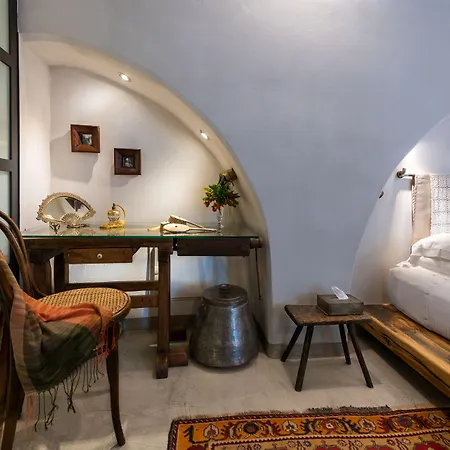 Hotel Kokkini Porta Rossa 5*