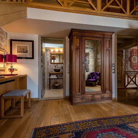 Hotel Kokkini Porta Rossa