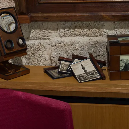 Kokkini Porta Rossa Hotel