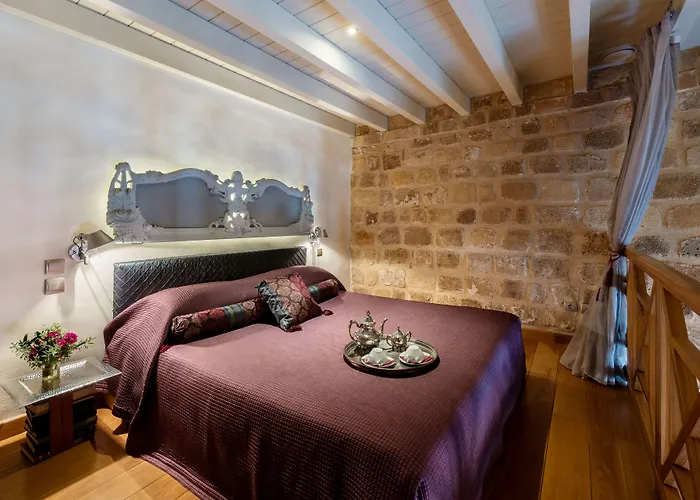 Hotell Kokkini Porta Rossa 5*