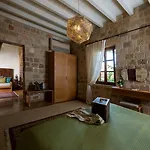 Hotel Kokkini Porta Rossa 5*