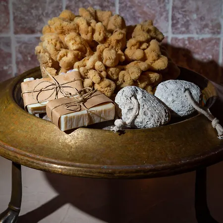 Kokkini Porta Rossa Hotel